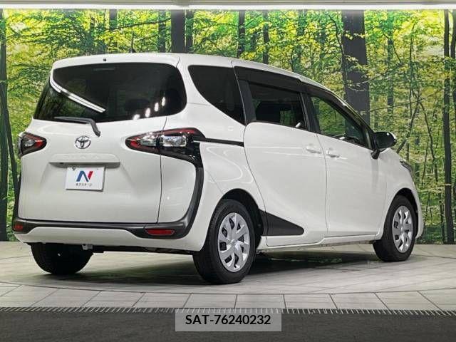 Toyota SIENTA 2016-03 368149-17