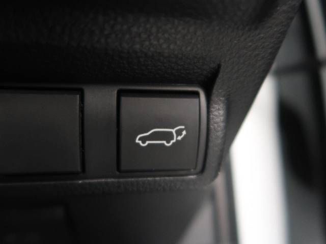Toyota COROLLA CROSS 2022-05 27485-7