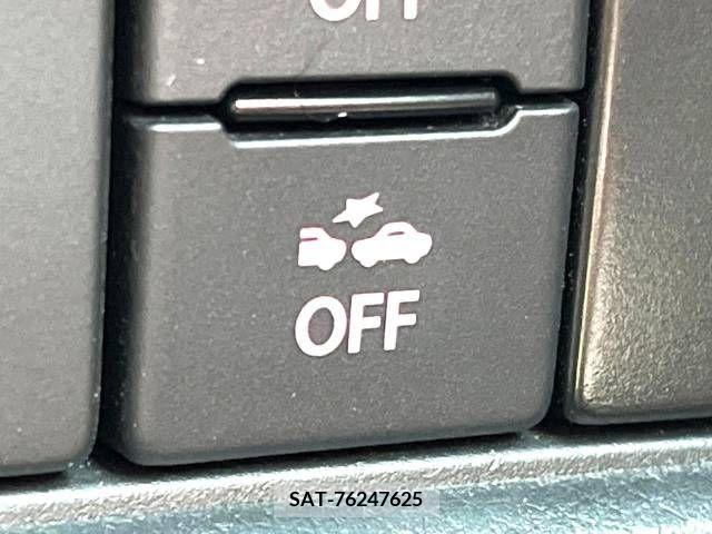 Suzuki SWIFT 2022-01 368994-5