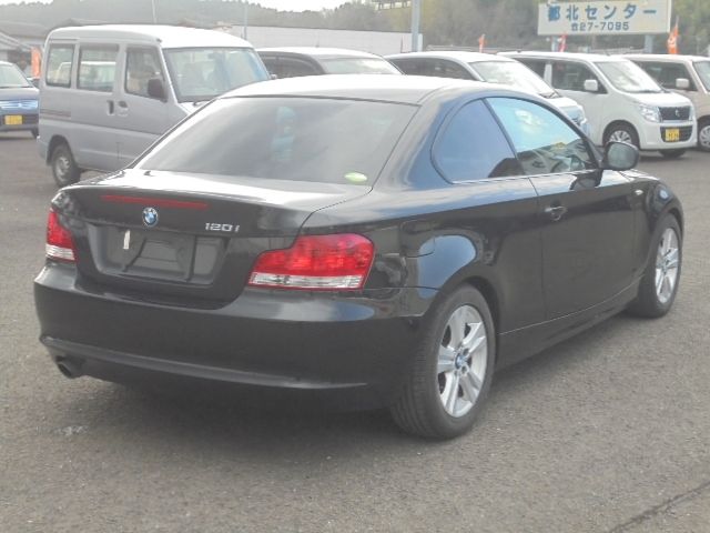 Bmw 1 SERIES 2010-08 893-2