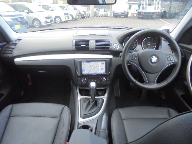 Bmw 1 SERIES 2010-08 893-16