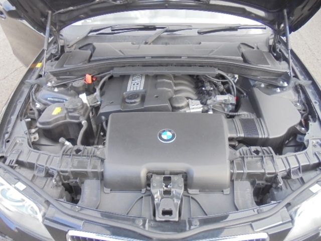 Bmw 1 SERIES 2010-08 893-5