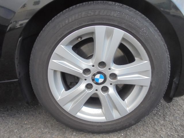 Bmw 1 SERIES 2010-08 893-8