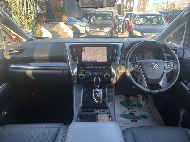 Toyota ALPHARD 2023-01 18411-2