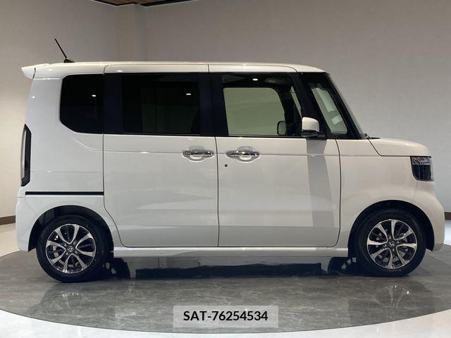 Honda N BOX CUSTOM 2024-02 331177-5
