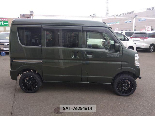 Suzuki EVERY 2022-05 268934-3
