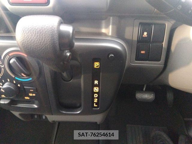 Suzuki EVERY 2022-05 268934-13