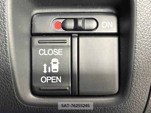 Honda N BOX CUSTOM 2016-04 379409-2