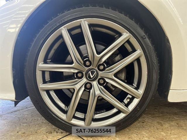 Lexus IS 2014-03 334329-14