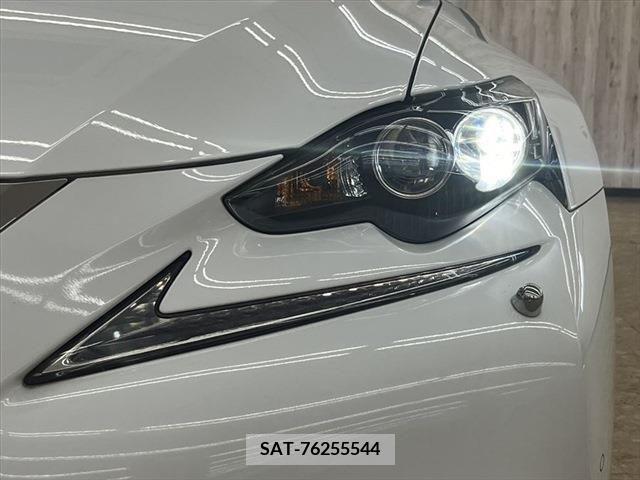 Lexus IS 2014-03 334329-12