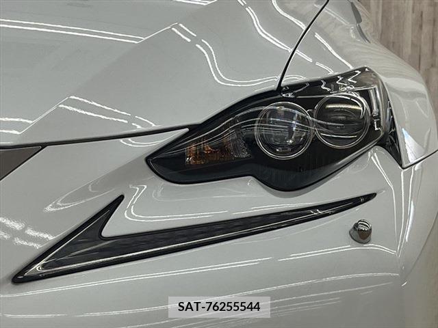 Lexus IS 2014-03 334329-22