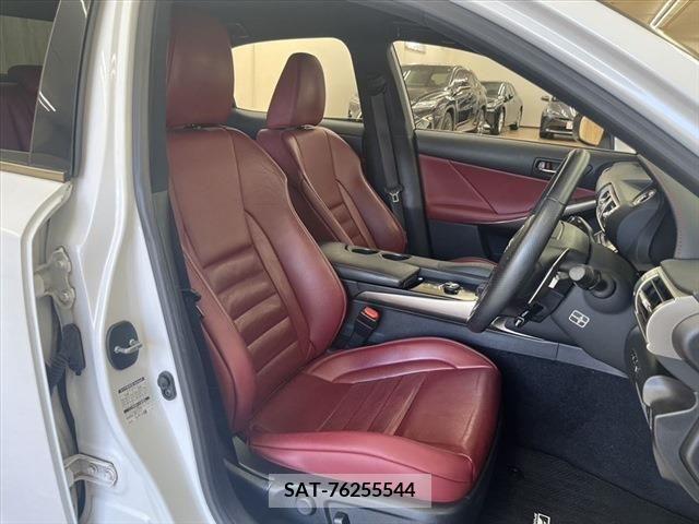 Lexus IS 2014-03 334329-8