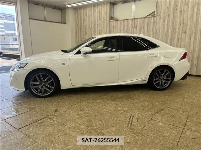 Lexus IS 2014-03 334329-21