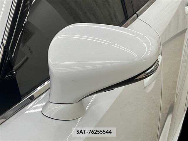 Lexus IS 2014-03 334329-26