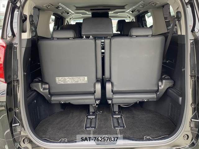 Toyota ALPHARD 2021-12 351072-19
