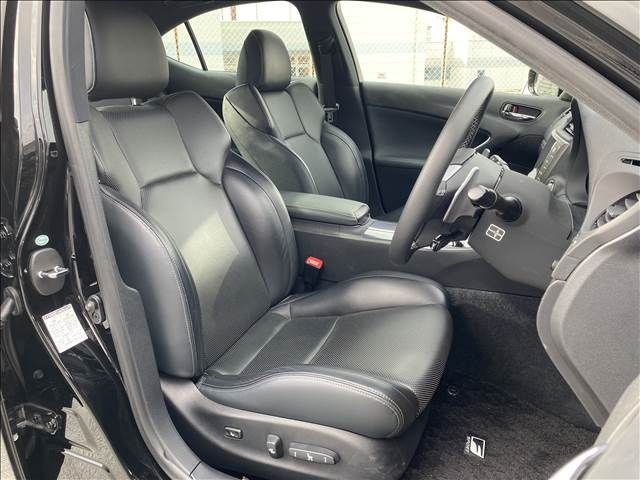 Lexus IS 2011-08 14441-9
