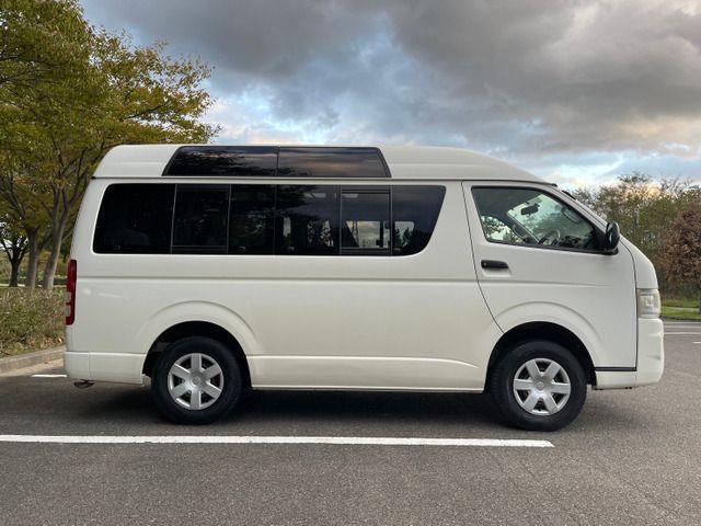Toyota HIACE VAN 2010-06 14900-8