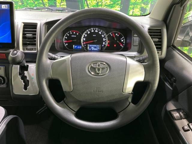Toyota HIACE VAN 2014-11 192637-8