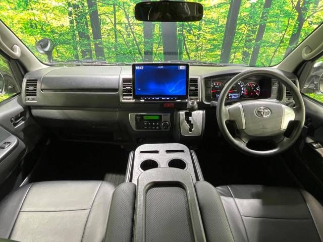 Toyota HIACE VAN 2014-11 192637-1
