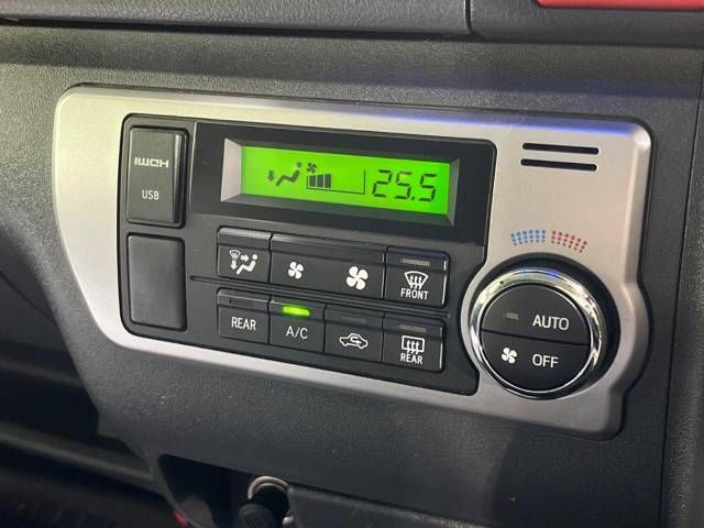 Toyota HIACE VAN 2014-11 192637-5