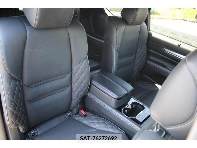 Mazda CX-8 2023-03 358827-16