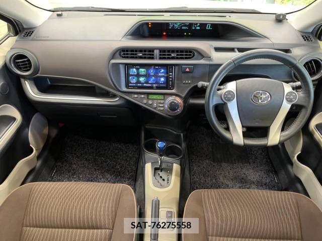 Toyota AQUA 2014-09 260424-1