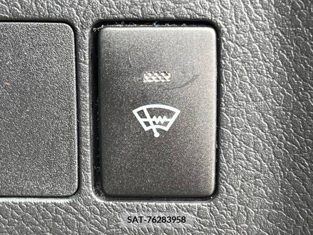 Toyota MARK X 2012-10 304424-3