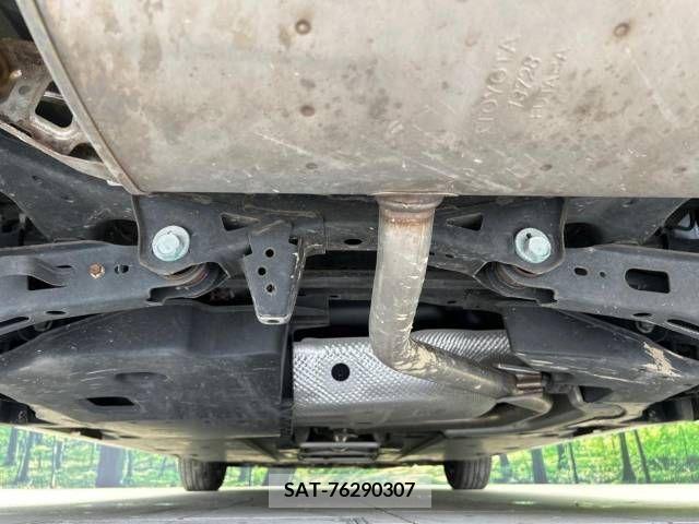 Toyota PRIUS 2016-05 282185-19