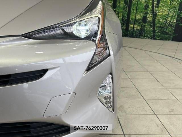 Toyota PRIUS 2016-05 282185-12