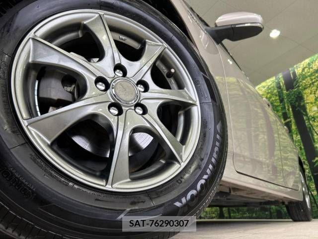 Toyota PRIUS 2016-05 282185-13