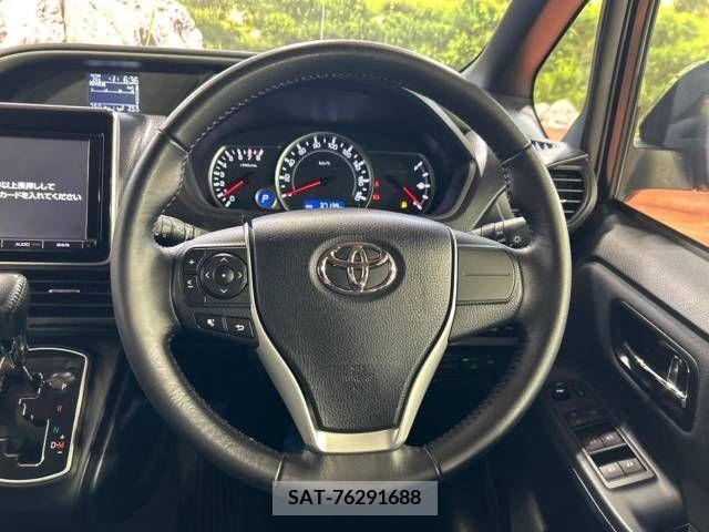 Toyota VOXY 2015-04 321438-11