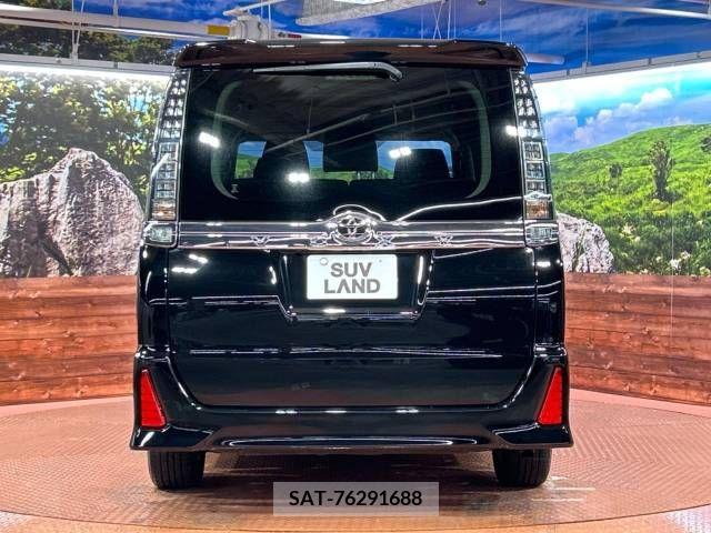Toyota VOXY 2015-04 321438-15