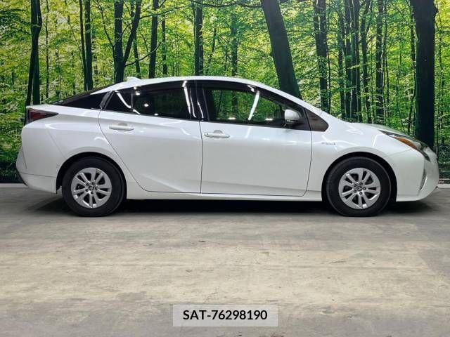 Toyota PRIUS 2017-09 385664-19