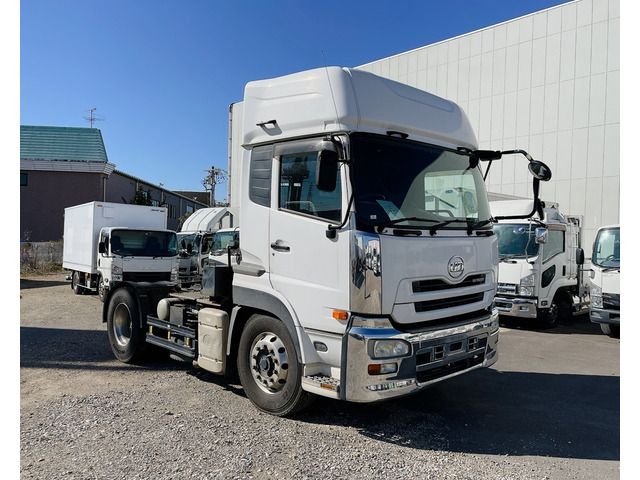 Nissan QUON 2014-04 670-8