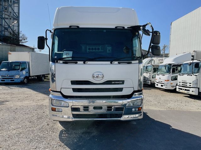 Nissan QUON 2014-04 670-10