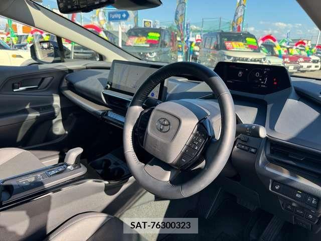 Toyota PRIUS 2023-06 375267-1