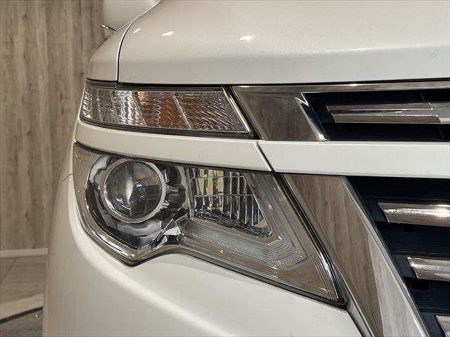 Nissan ELGRAND 2014-10 24514-8