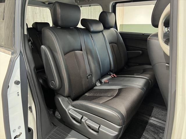 Nissan ELGRAND 2014-10 24514-20