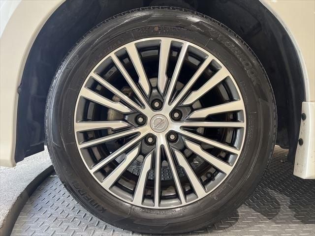 Nissan ELGRAND 2014-10 24514-14