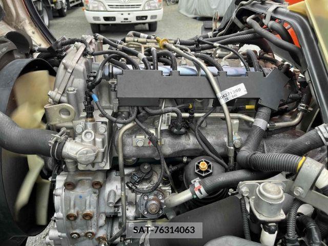 Mitsubishi CANTER 2016-12 332342-24