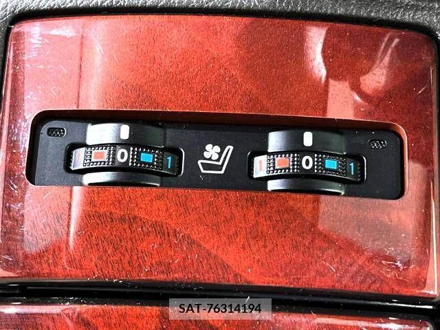 Lexus HS 2012-05 362780-4