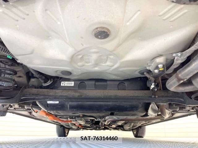 Toyota AQUA 2012-06 254397-19