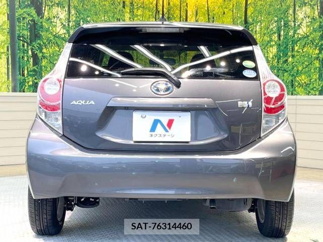 Toyota AQUA 2012-06 254397-15