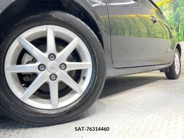Toyota AQUA 2012-06 254397-13