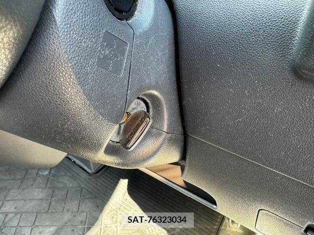Daihatsu HIJET VAN 2005-03 226872-13