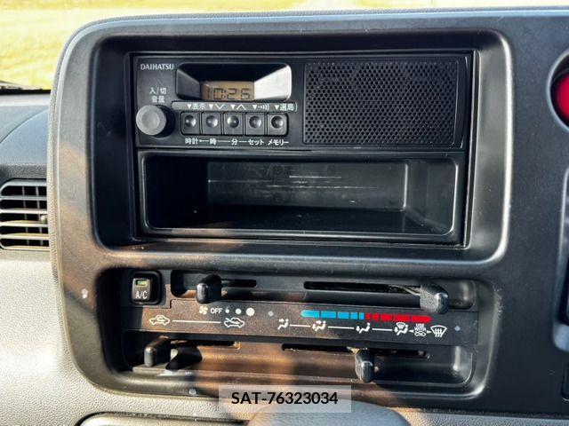 Daihatsu HIJET VAN 2005-03 226872-9