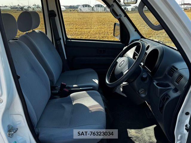 Daihatsu HIJET VAN 2005-03 226872-6