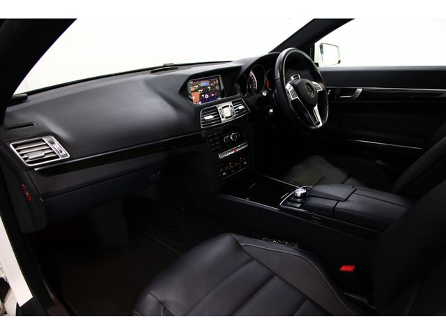Mercedes Benz E-CLASS 2013-09 27029-22