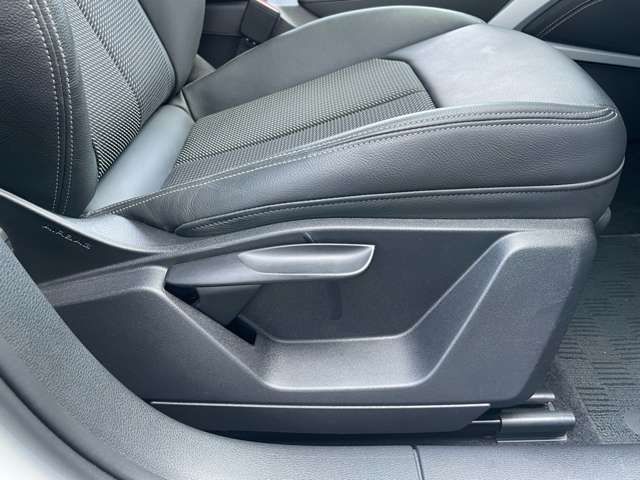 Audi SQ2 2019-12 11232-13