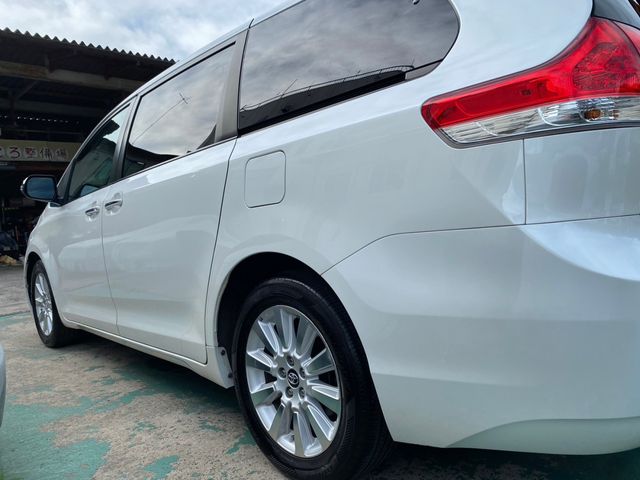 Toyota SIENNA 2021-07 6982-25